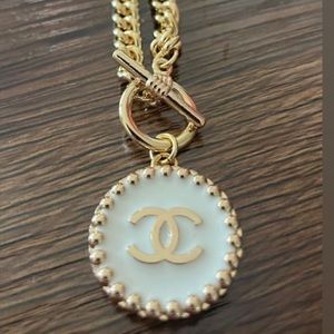 COPY - Refurbished gold toggle necklace